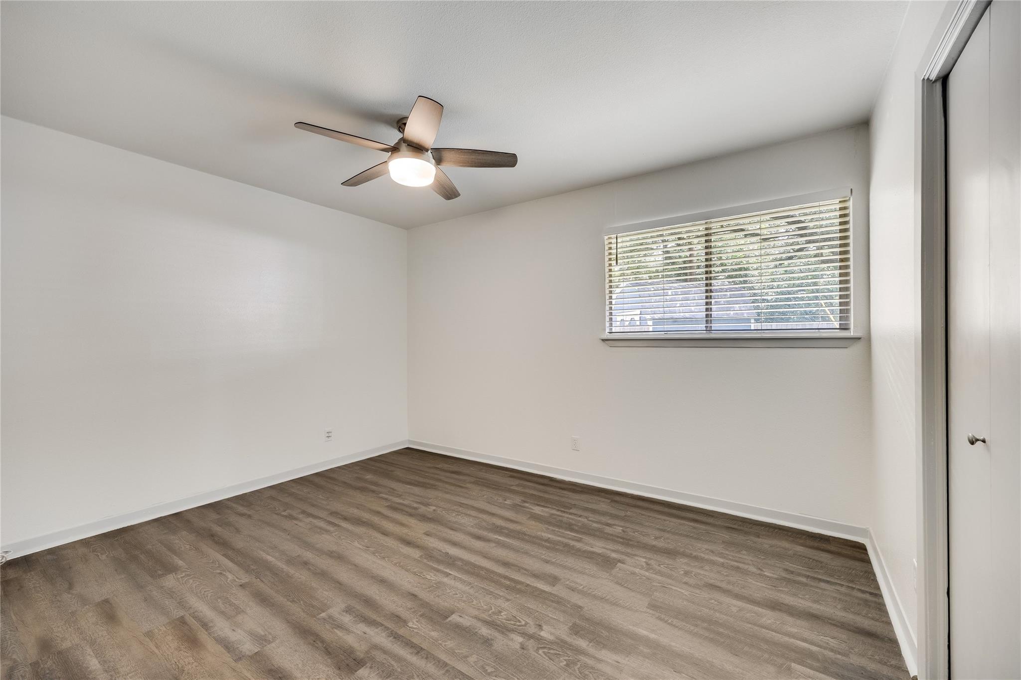 8803 Westover Club Dr #b Property Photo 15