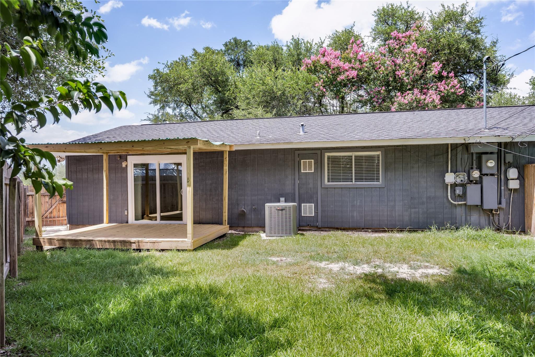 8803 Westover Club Dr #b Property Photo 24