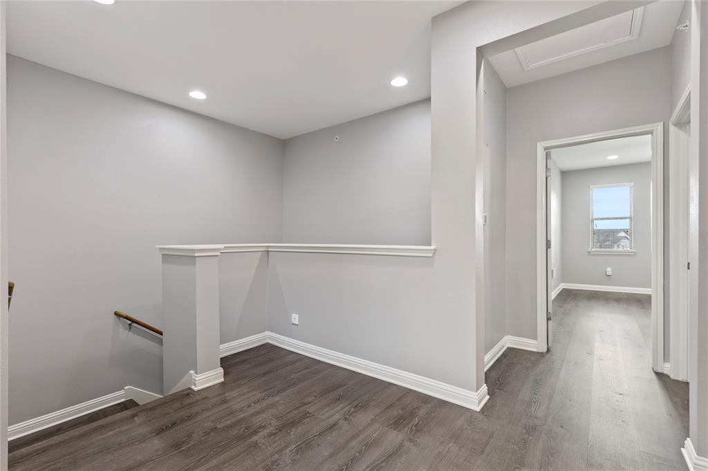 13800 Lyndhurst St #184 Property Photo 13