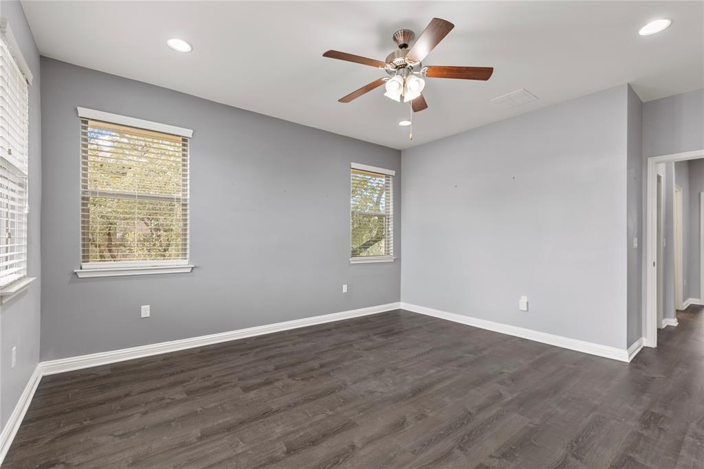 13800 Lyndhurst St #184 Property Photo 19