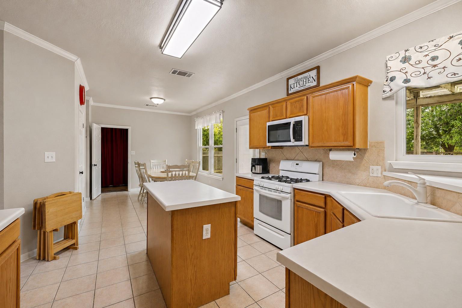 1503 Mexican Heather Ct Property Photo 9