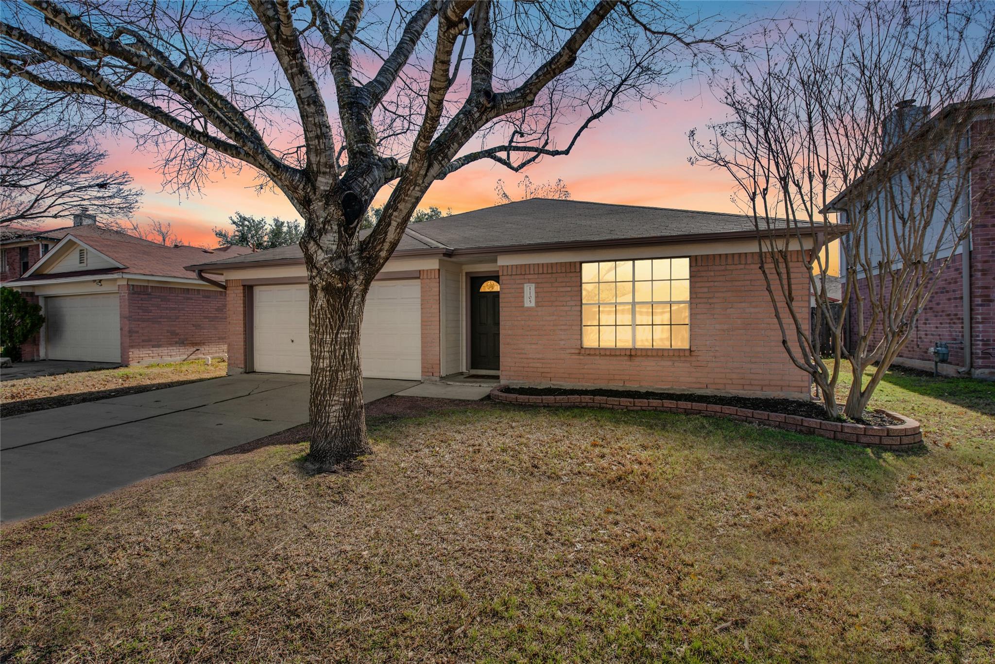 1105 Hughmont Dr Property Photo