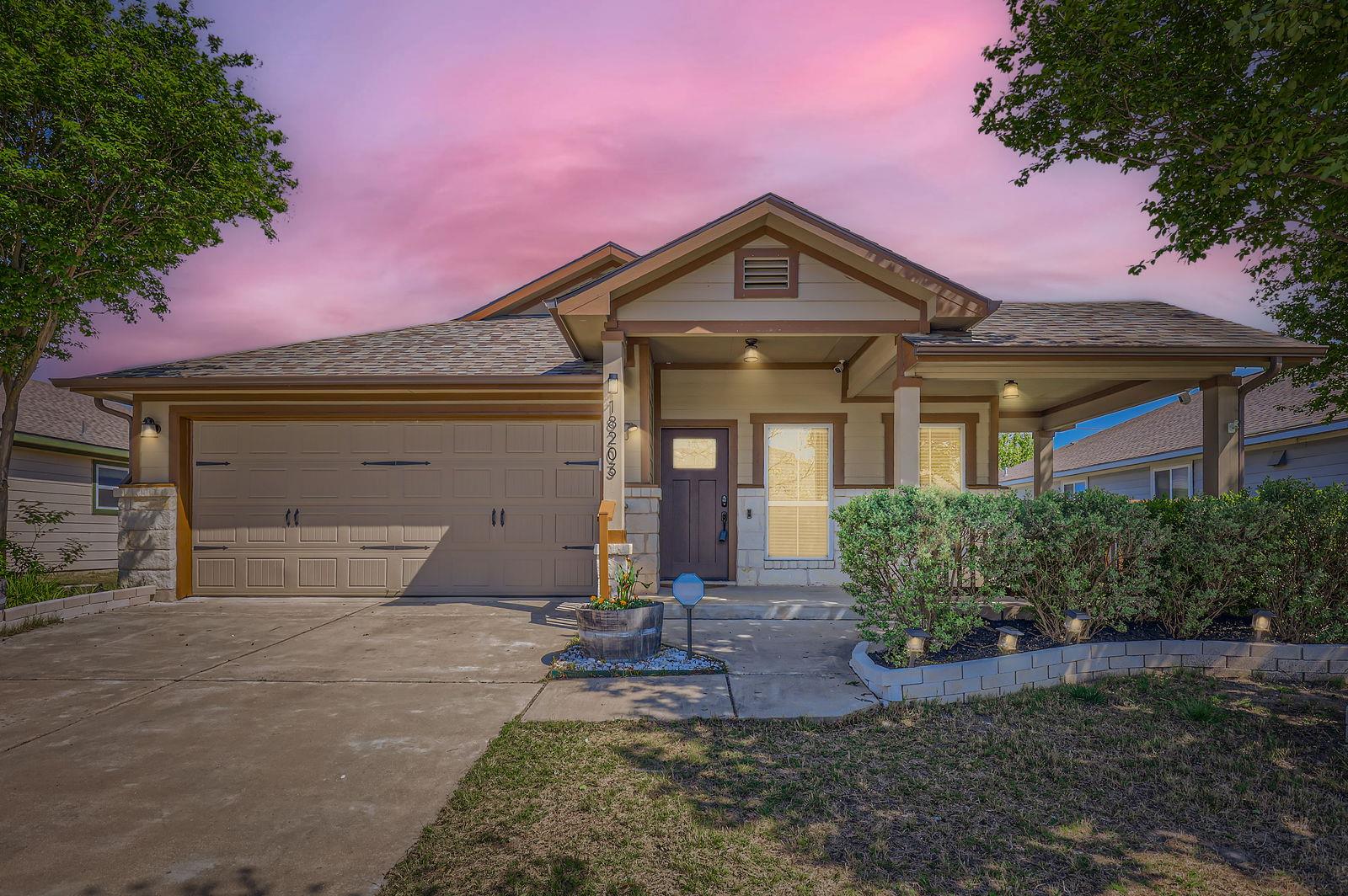 18203 Bandelier Dr Property Photo 1