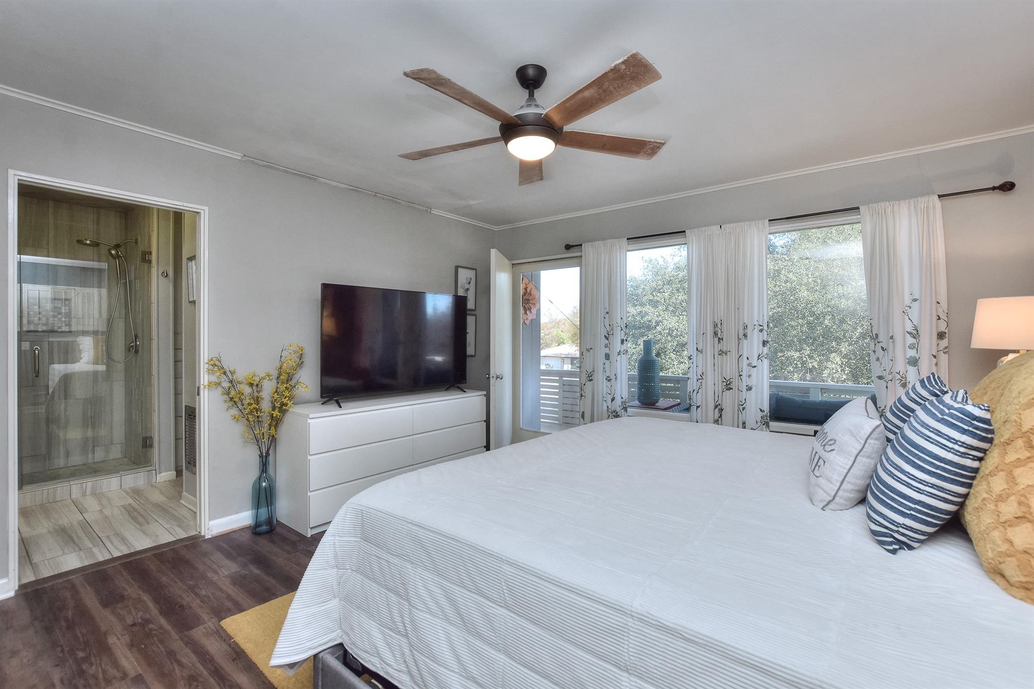 707 Park St Property Photo 18