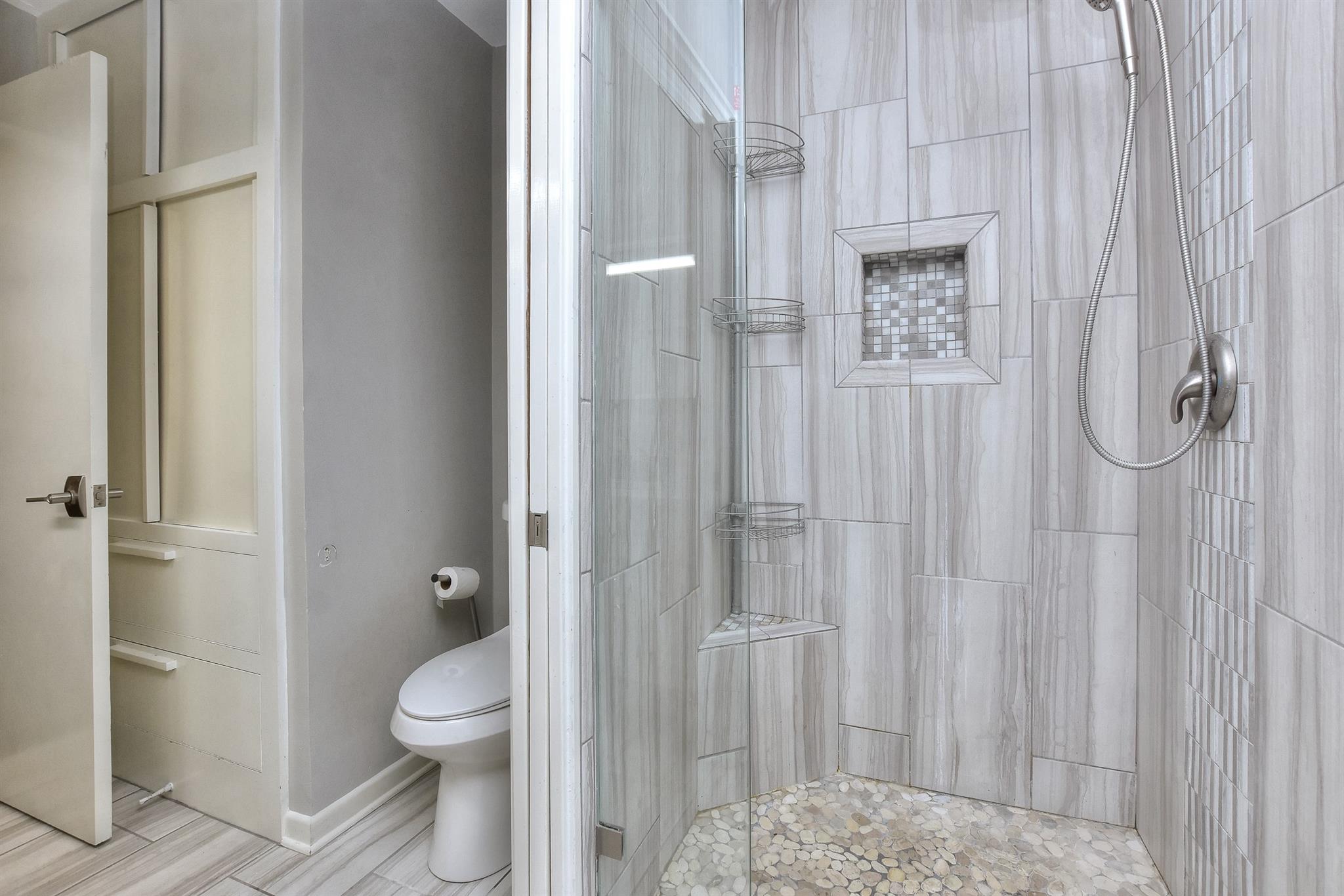 707 Park St Property Photo 21