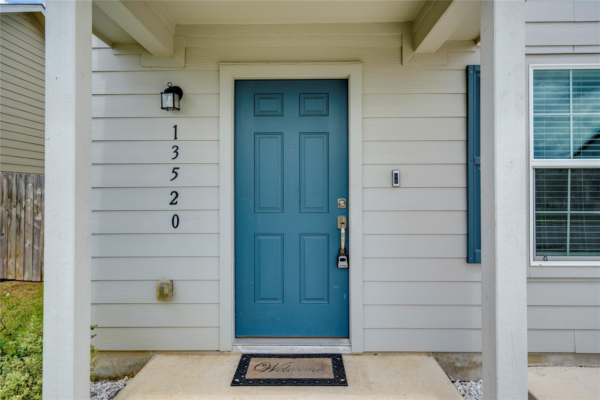 13520 Knights Branch Dr Property Photo 2