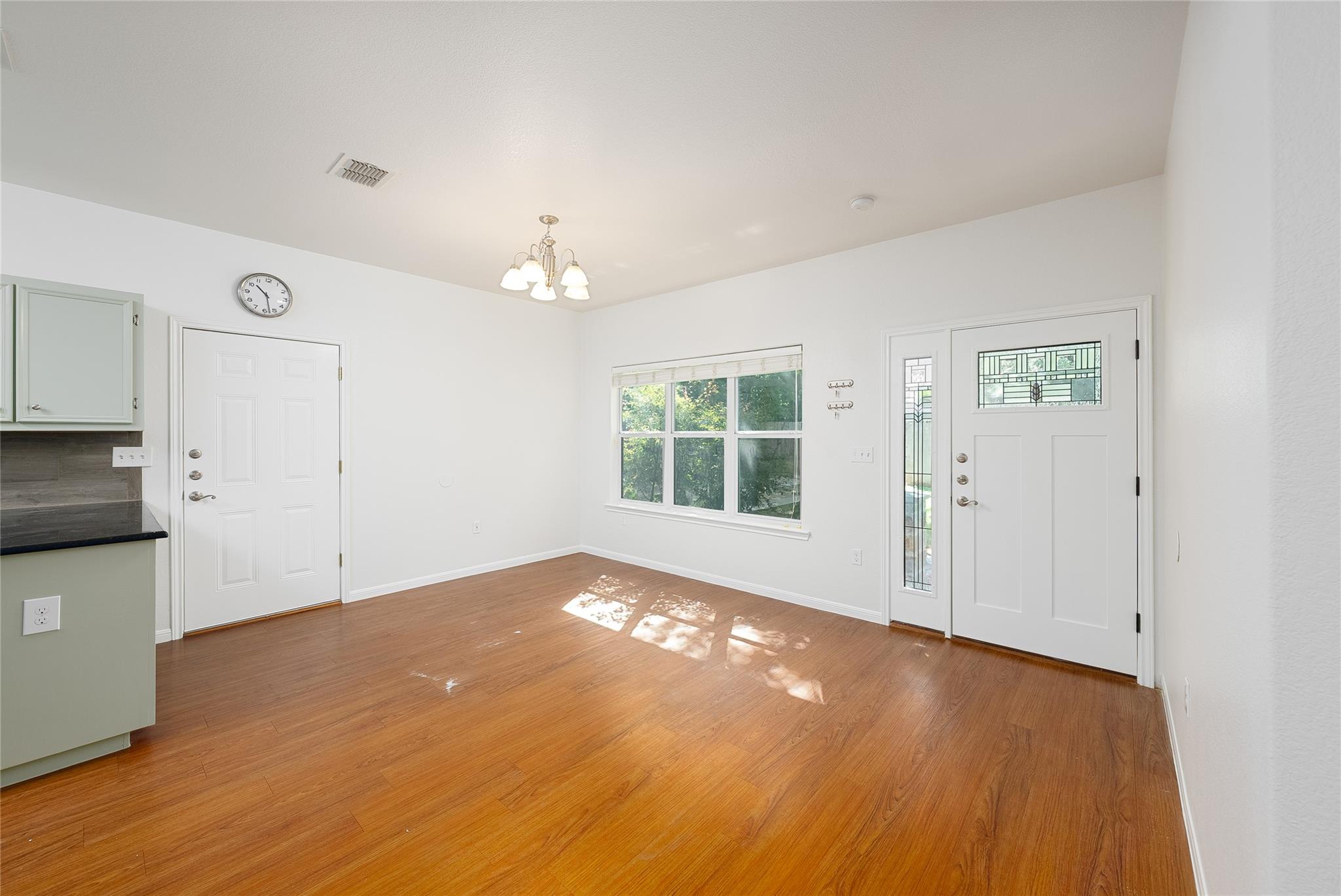 4505 Red River St ##b Property Photo 4