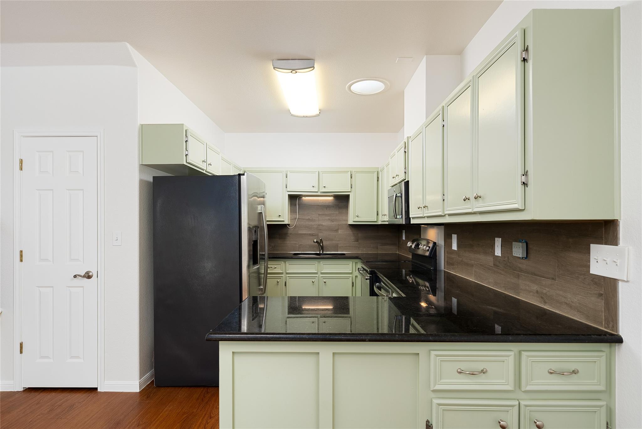 4505 Red River St ##b Property Photo 5