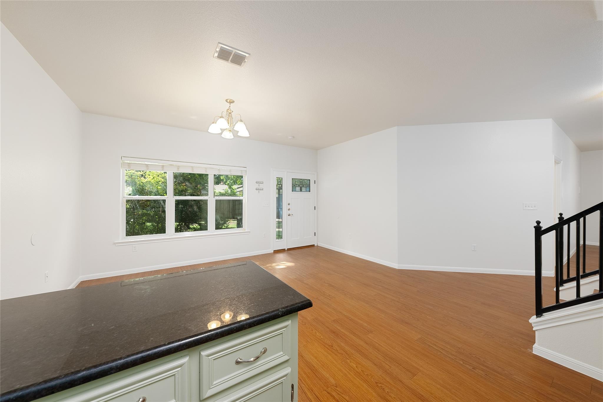 4505 Red River St ##b Property Photo 8
