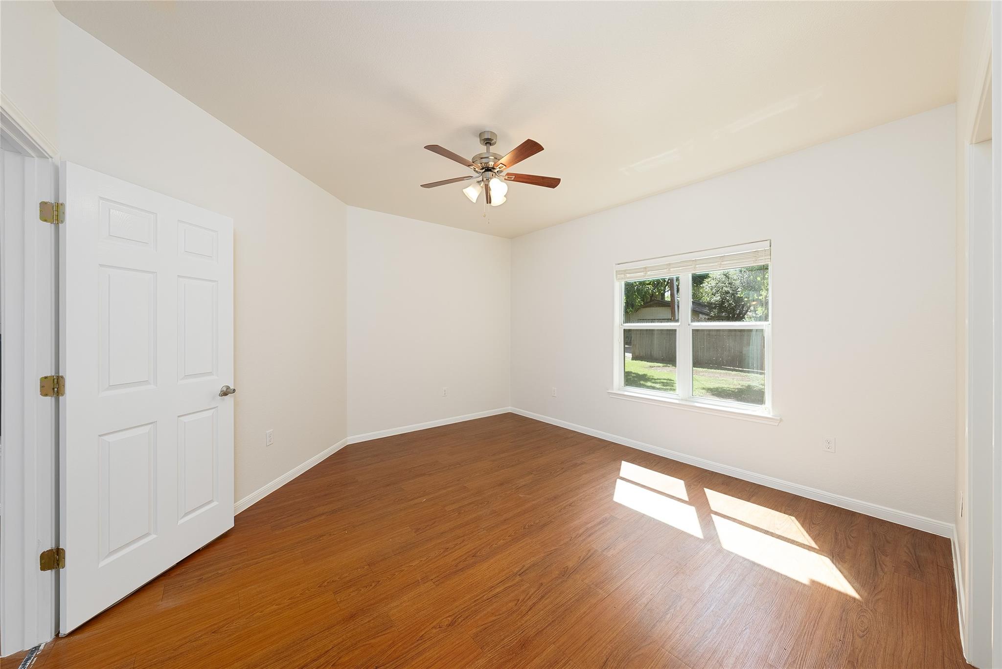 4505 Red River St ##b Property Photo 11