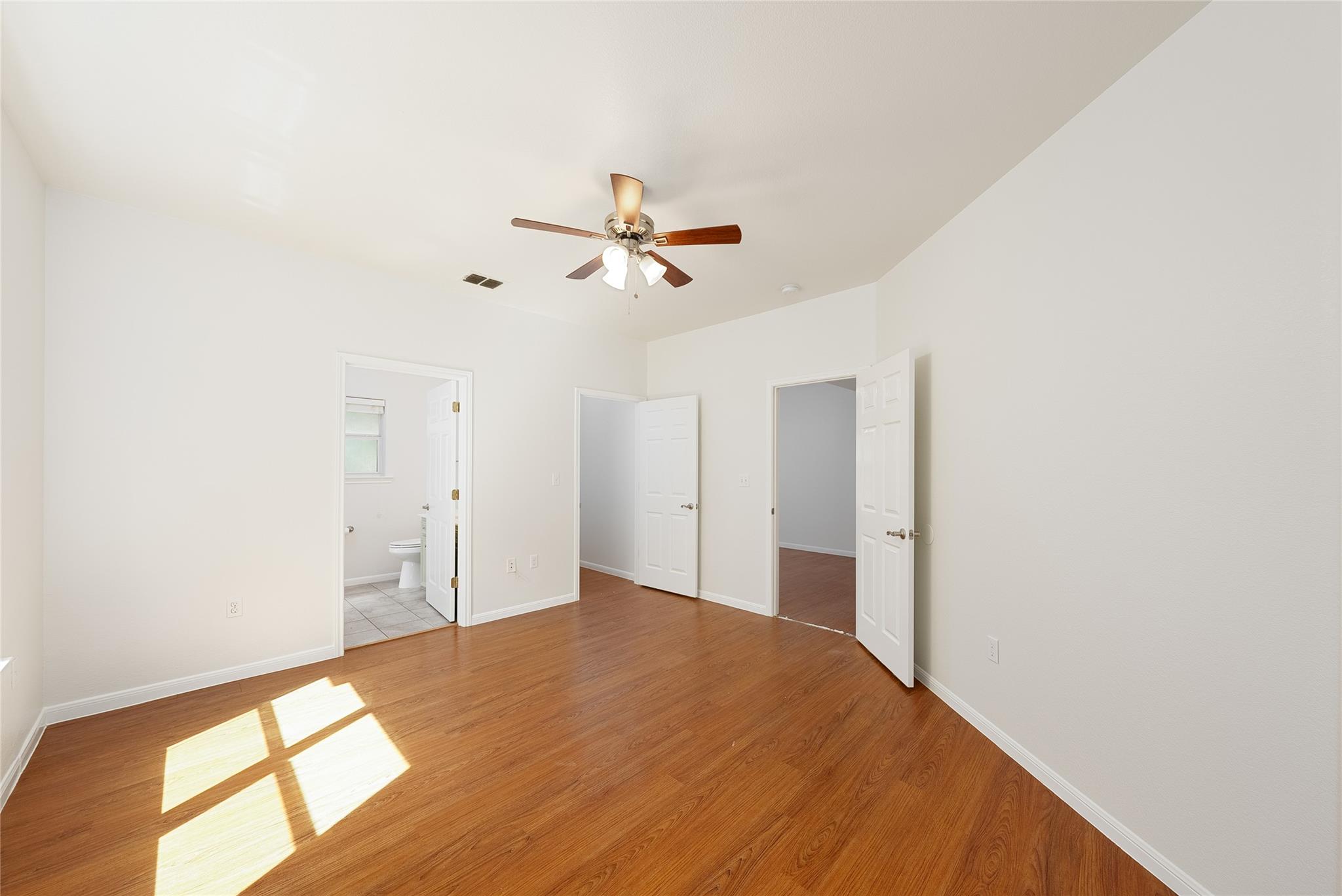 4505 Red River St ##b Property Photo 12
