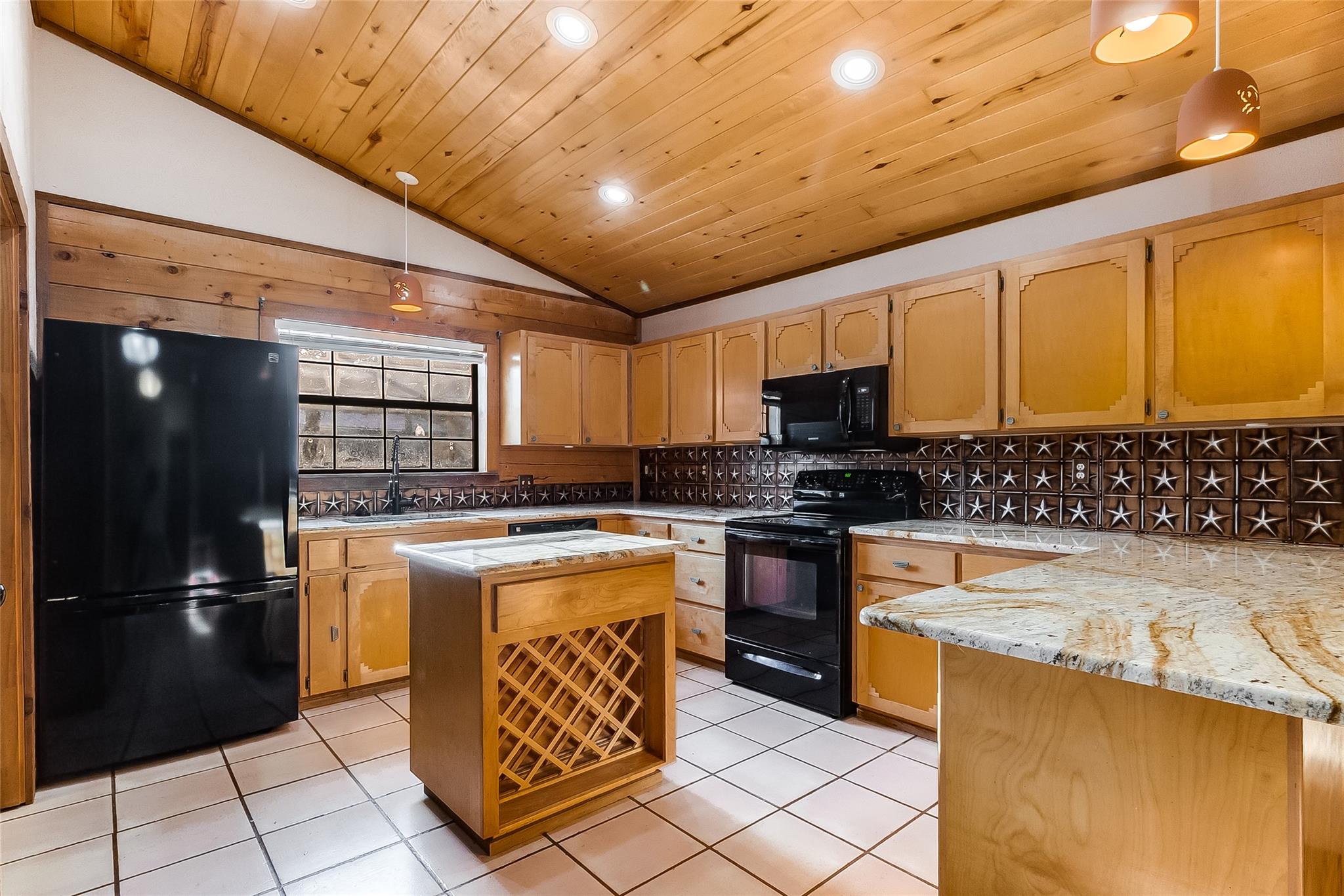 5244 Fm 3509 Property Photo 8