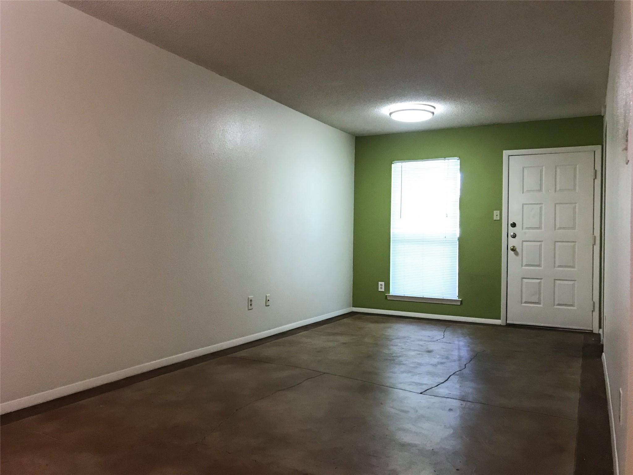 5701 Woodrow Ave 103 Property Photo 5