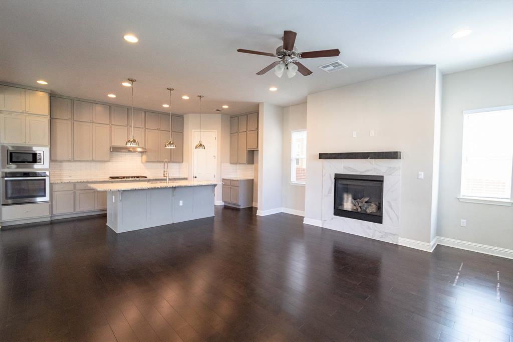 6716 Vitruvius Dr Property Photo 10