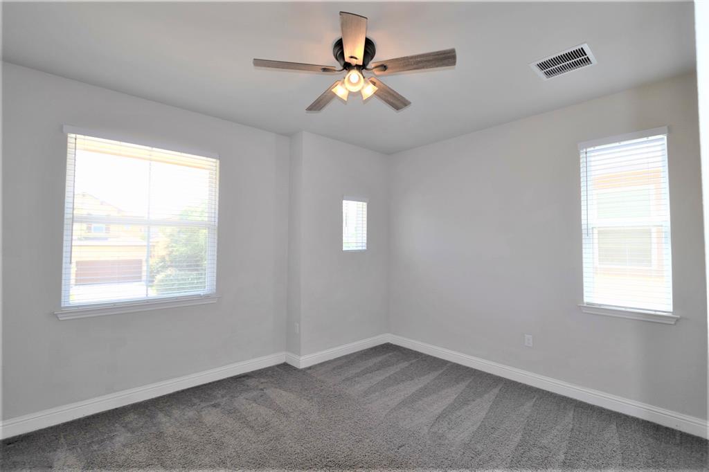 6716 Vitruvius Dr Property Photo 18