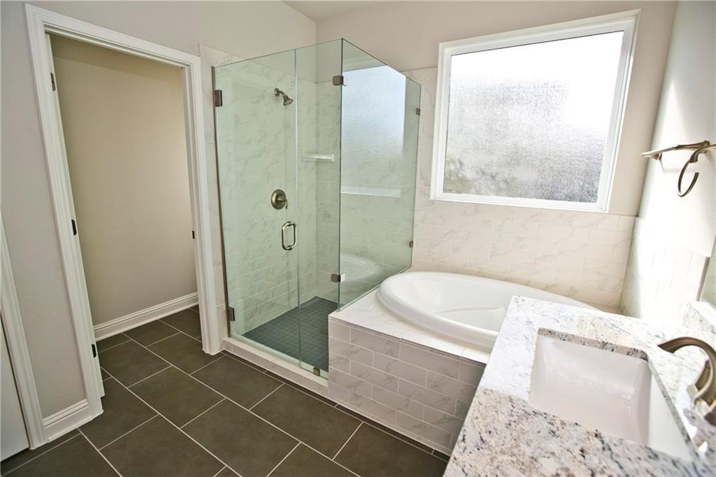 6716 Vitruvius Dr Property Photo 25