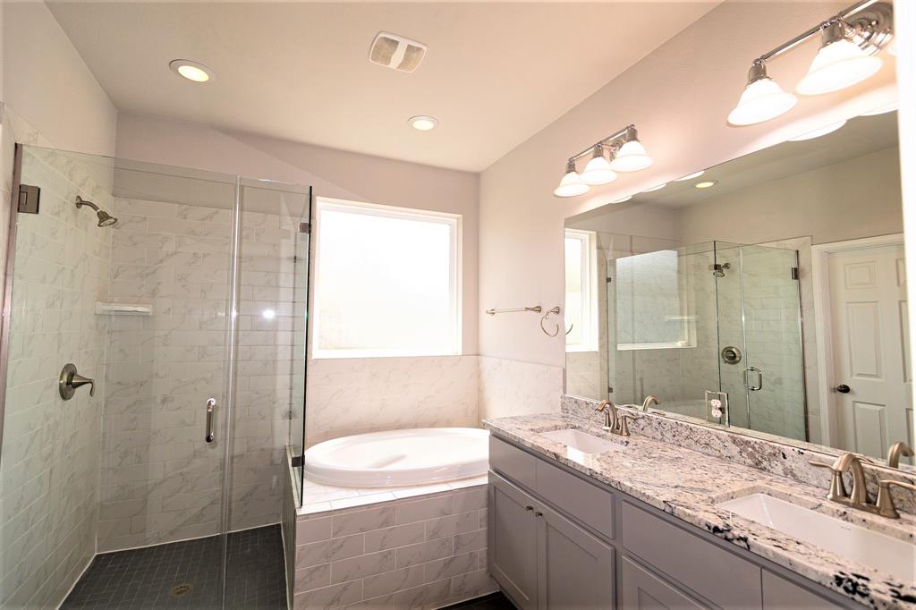 6716 Vitruvius Dr Property Photo 28