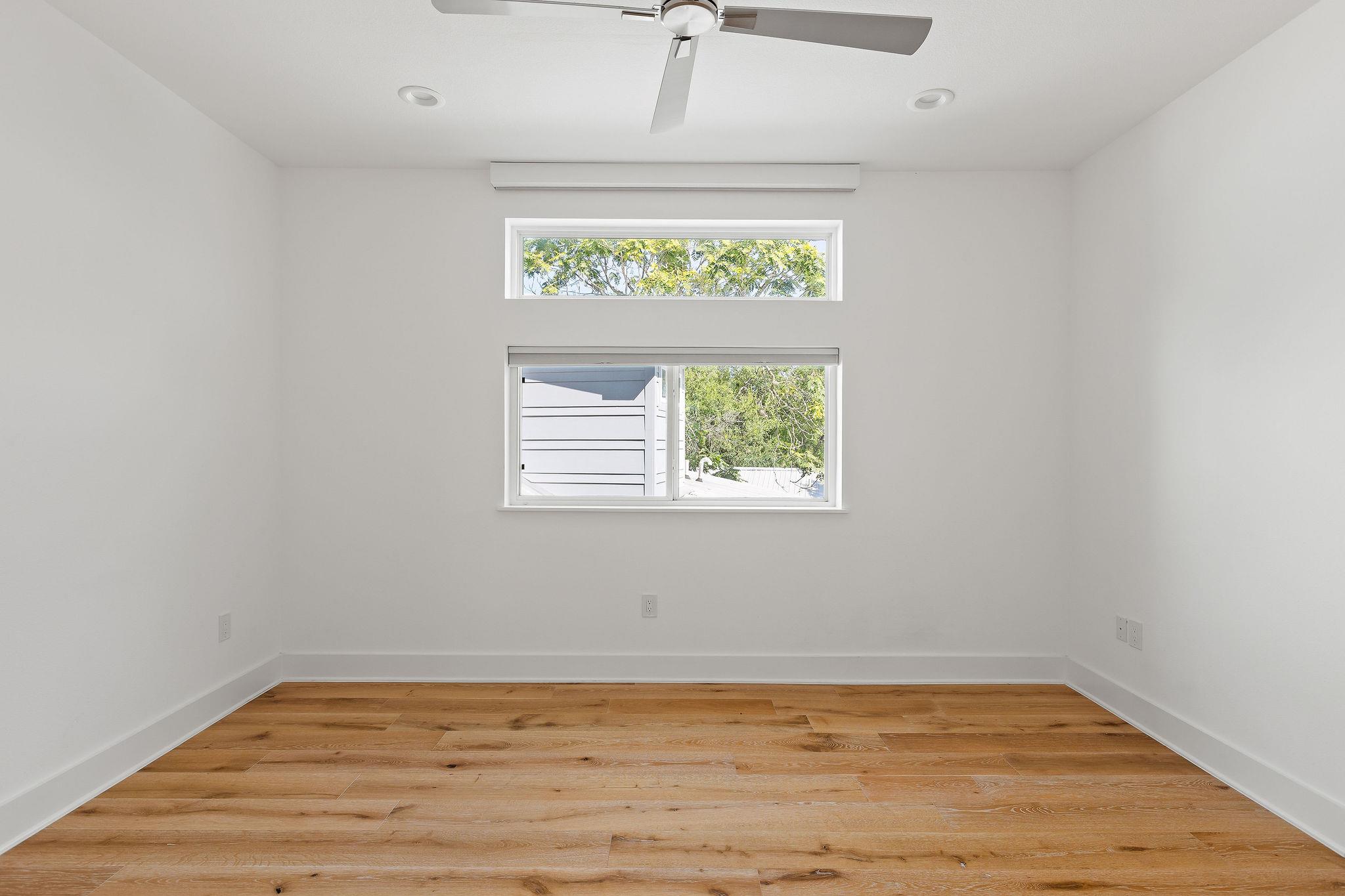1182 Oakgrove Ave #a Property Photo 24