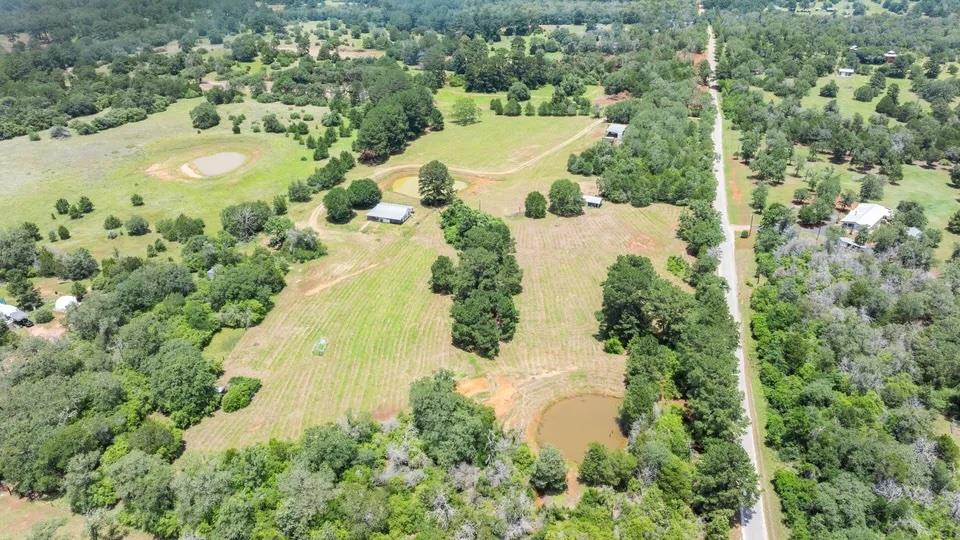 146 Split Oak Rd Property Photo 7