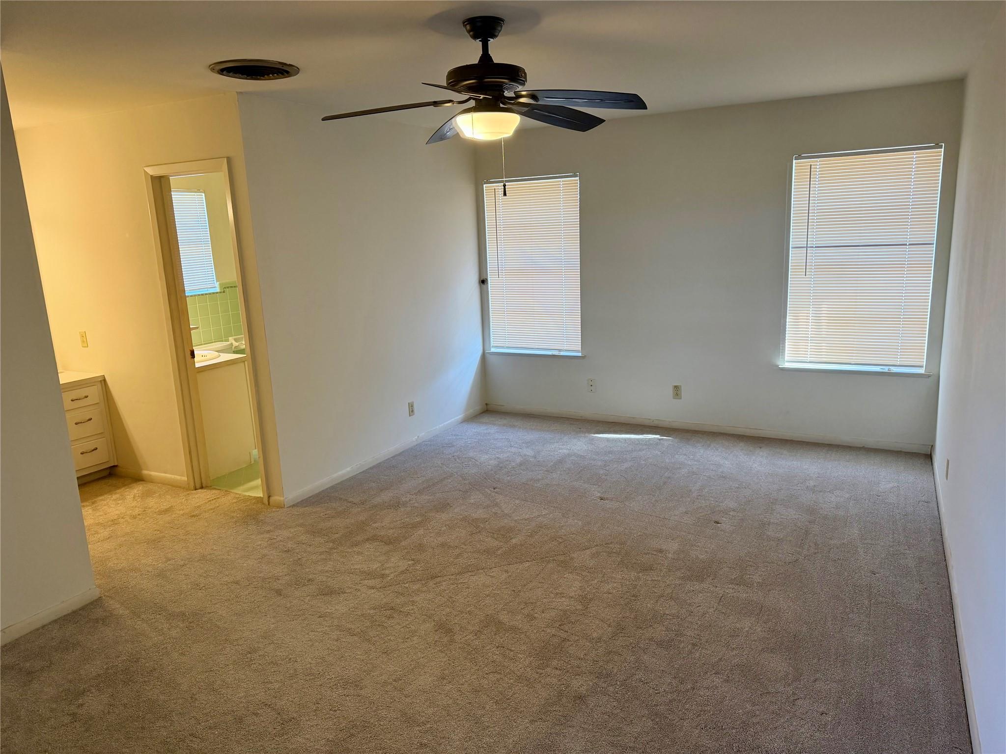 8601 Karling Dr Property Photo 13