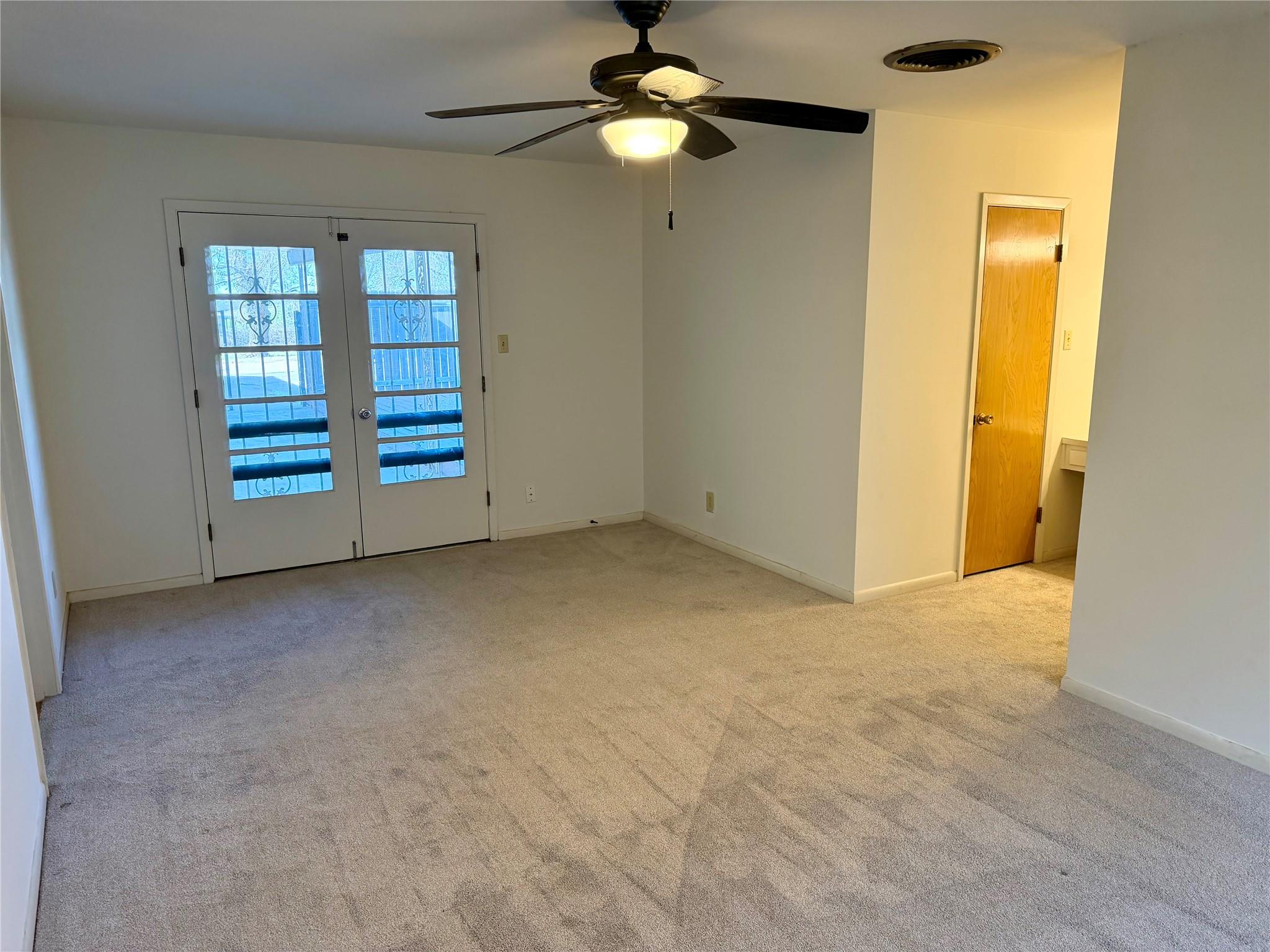 8601 Karling Dr Property Photo 14