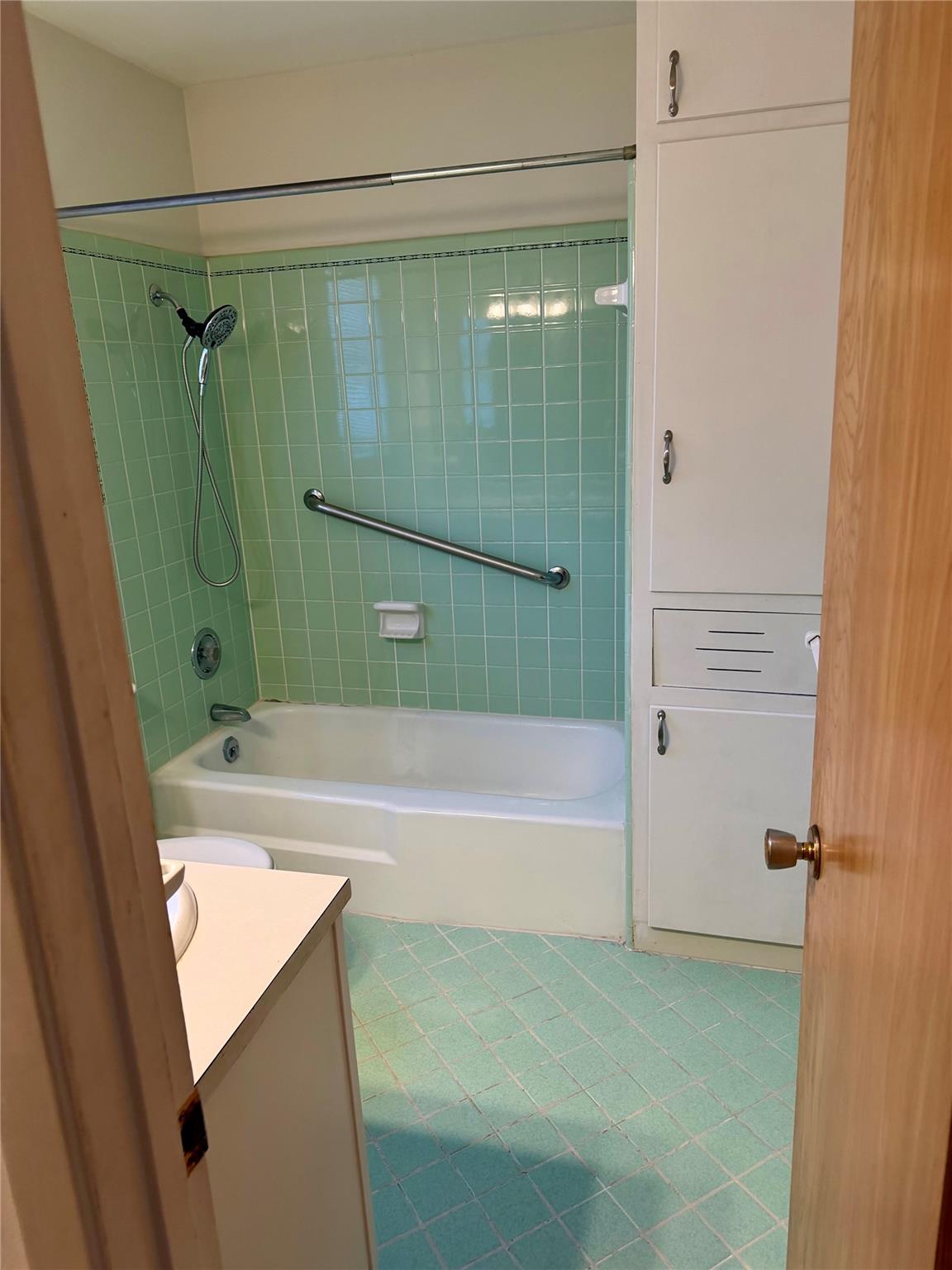 8601 Karling Dr Property Photo 16