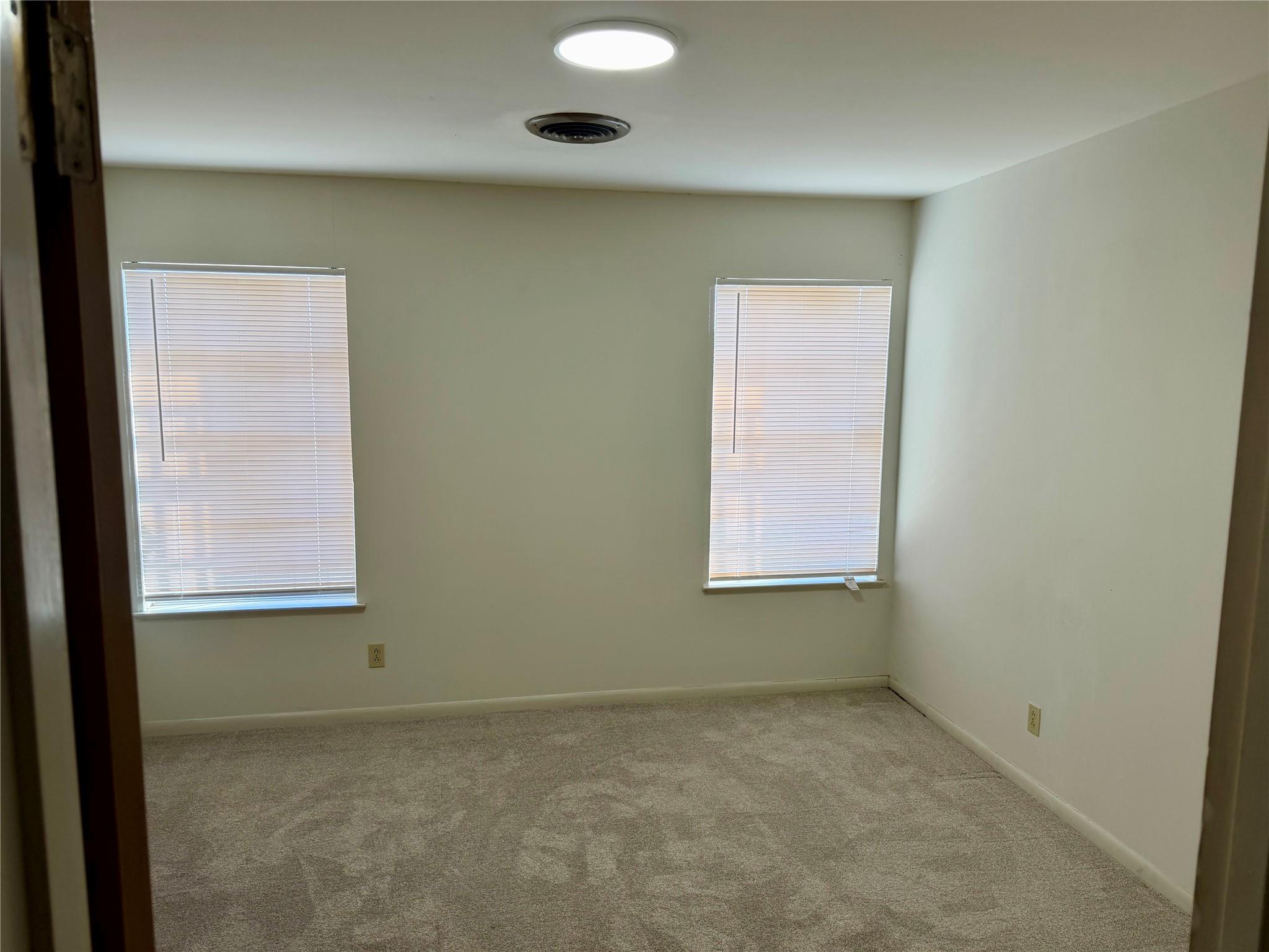 8601 Karling Dr Property Photo 21