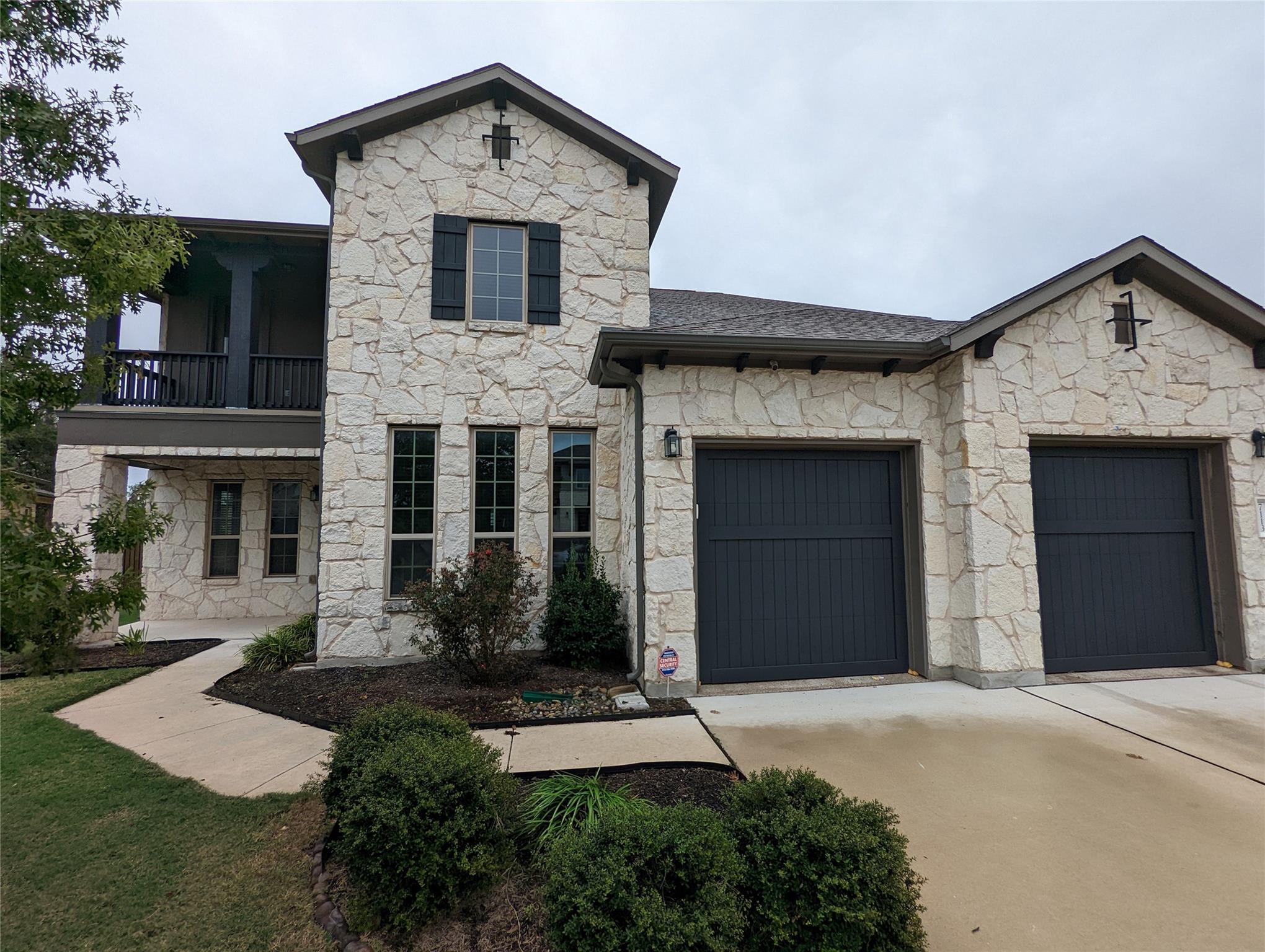 7113 Trissino Dr Property Photo