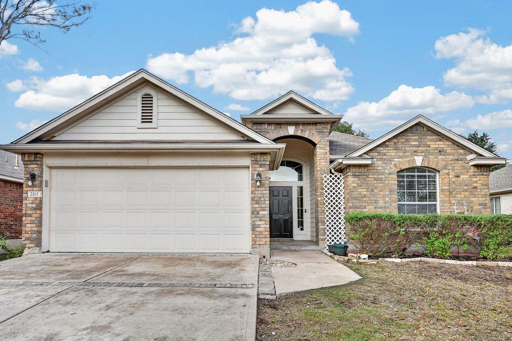 2113 Pearson Way Property Photo 1