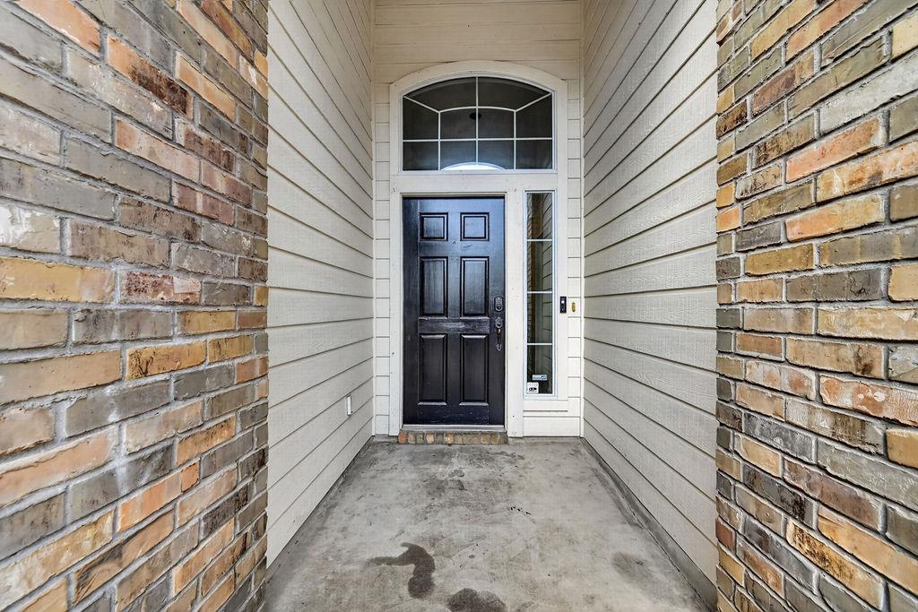 2113 Pearson Way Property Photo 2
