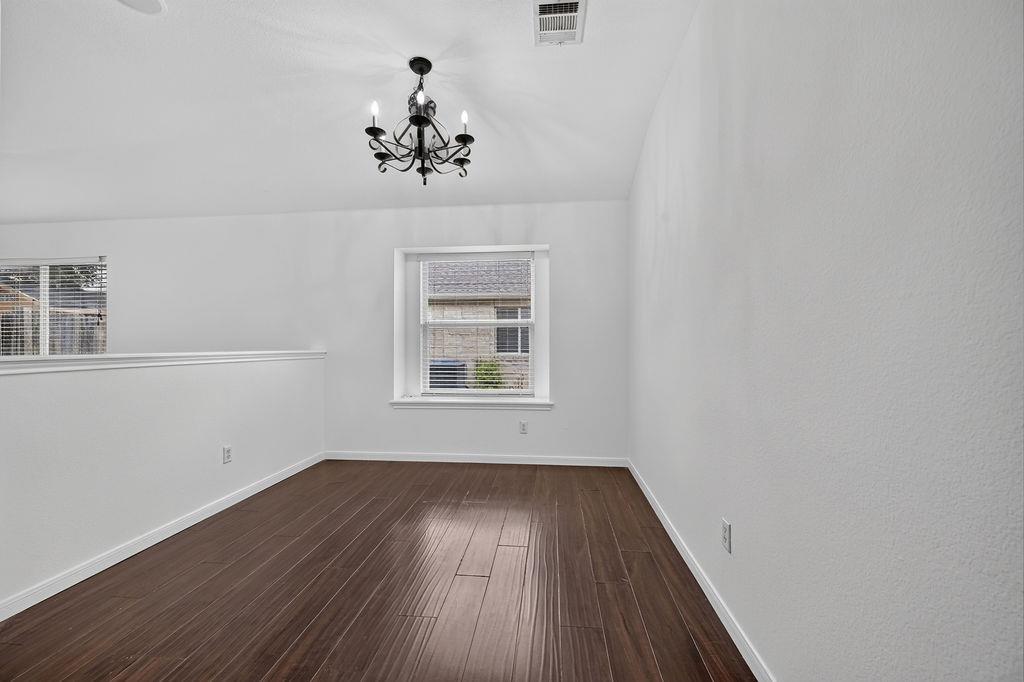 2113 Pearson Way Property Photo 10
