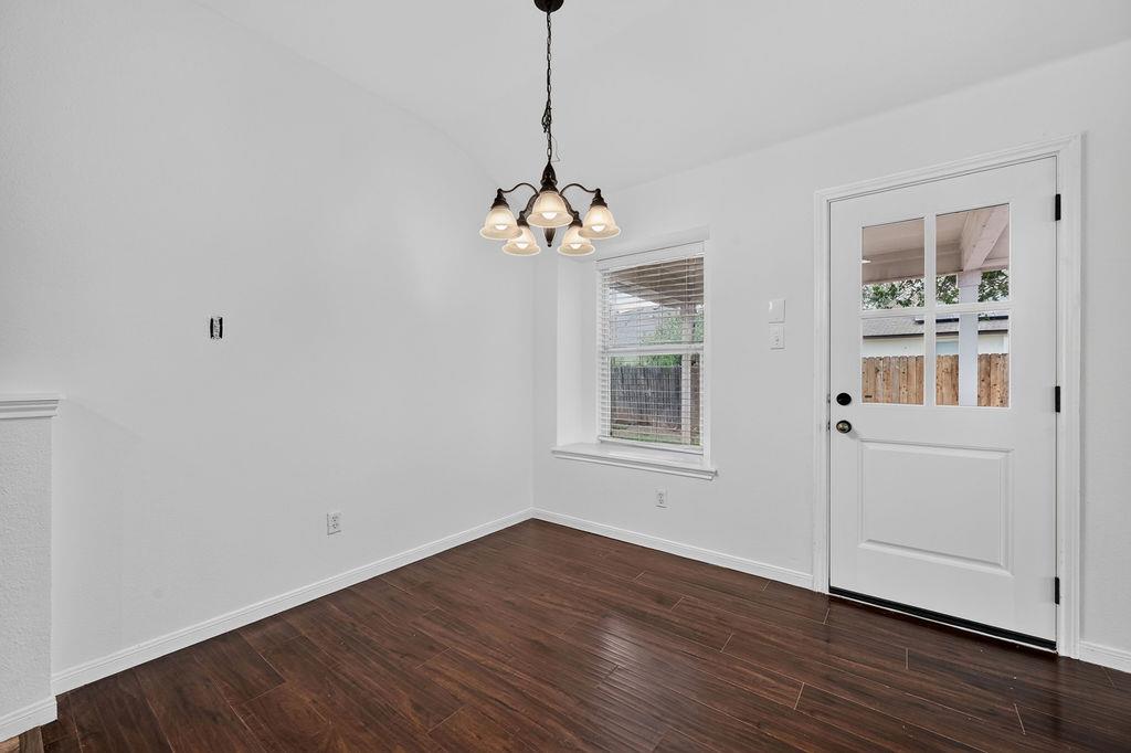 2113 Pearson Way Property Photo 11