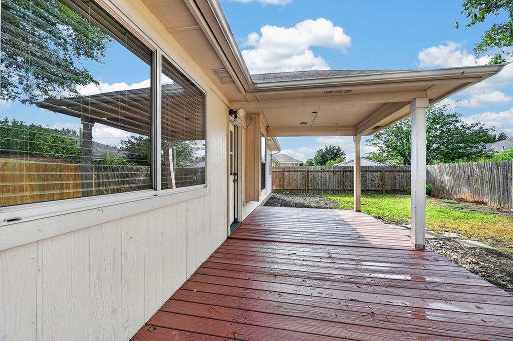 2113 Pearson Way Property Photo 28