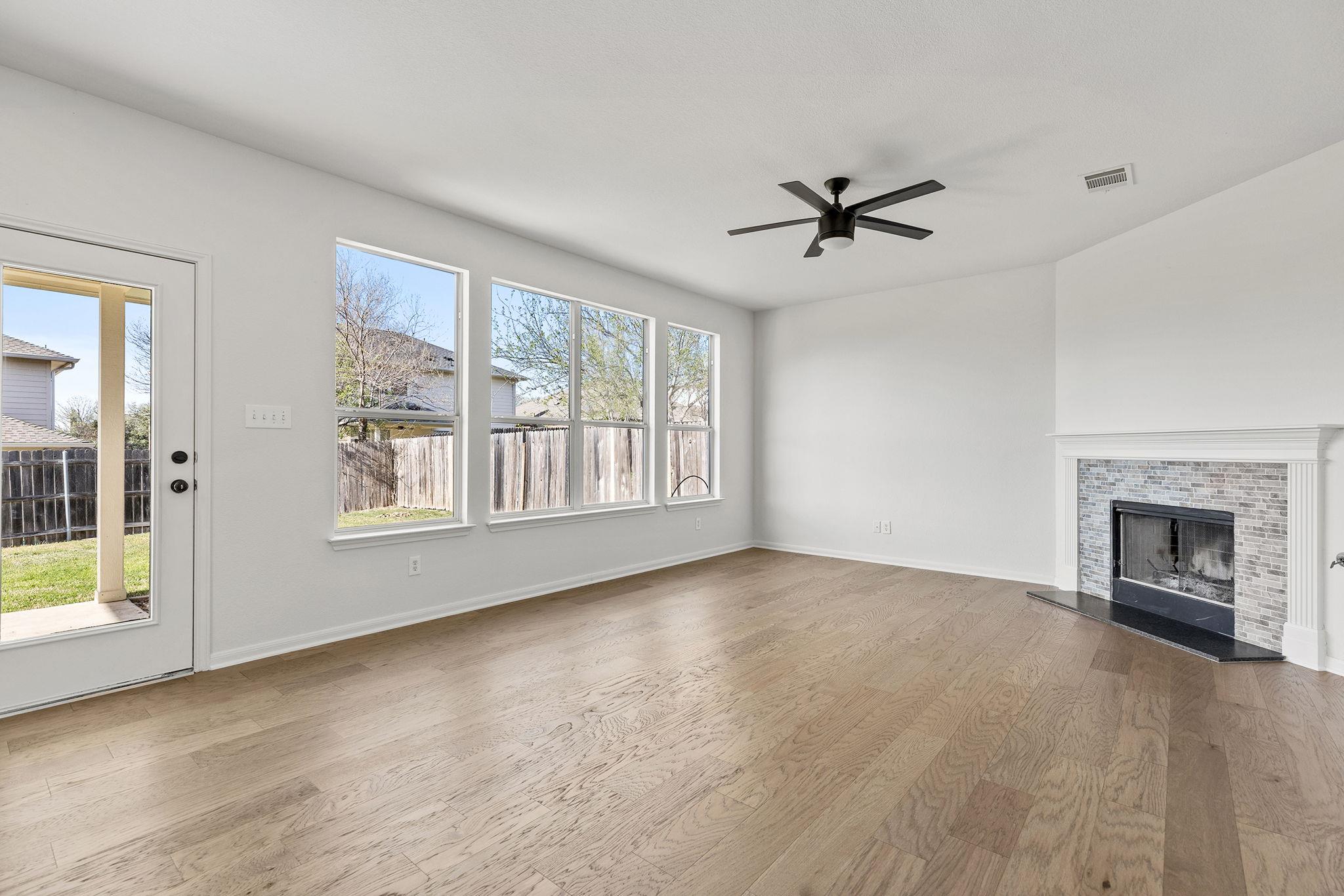 2301 Boulder Run Property Photo 5