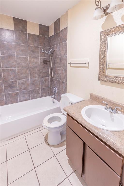 2325 Bendridge Trl Property Photo 13