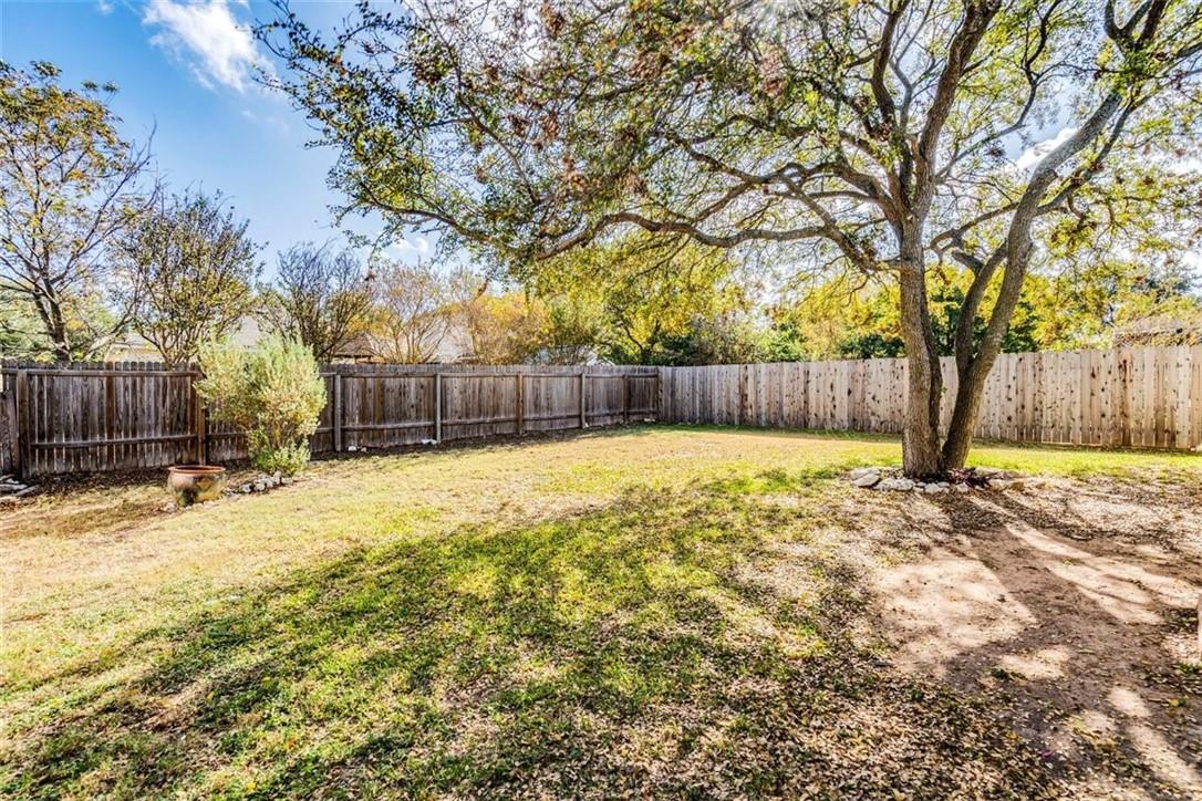 1307 Dillon Lake Bnd Property Photo 24