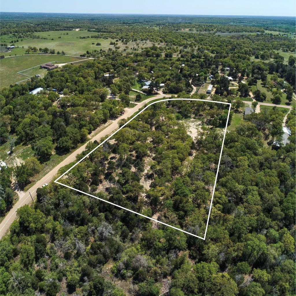 198 Wayside Dr Property Photo 3