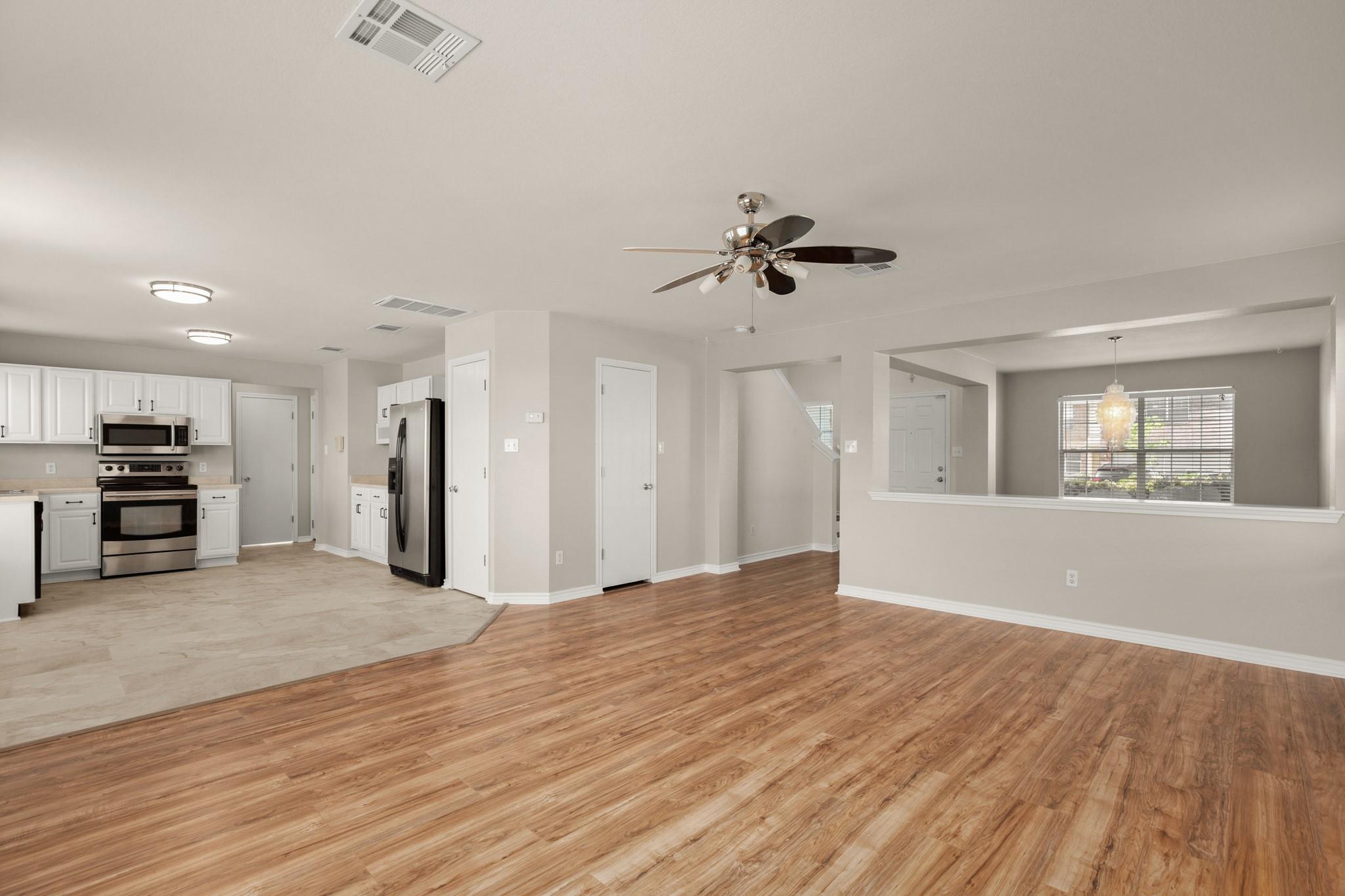 219 Brown St Property Photo 5