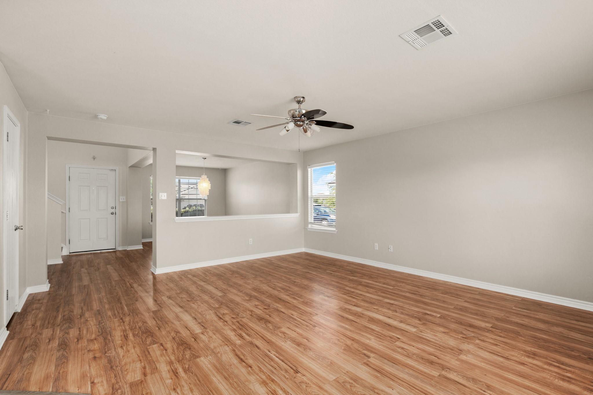219 Brown St Property Photo 6
