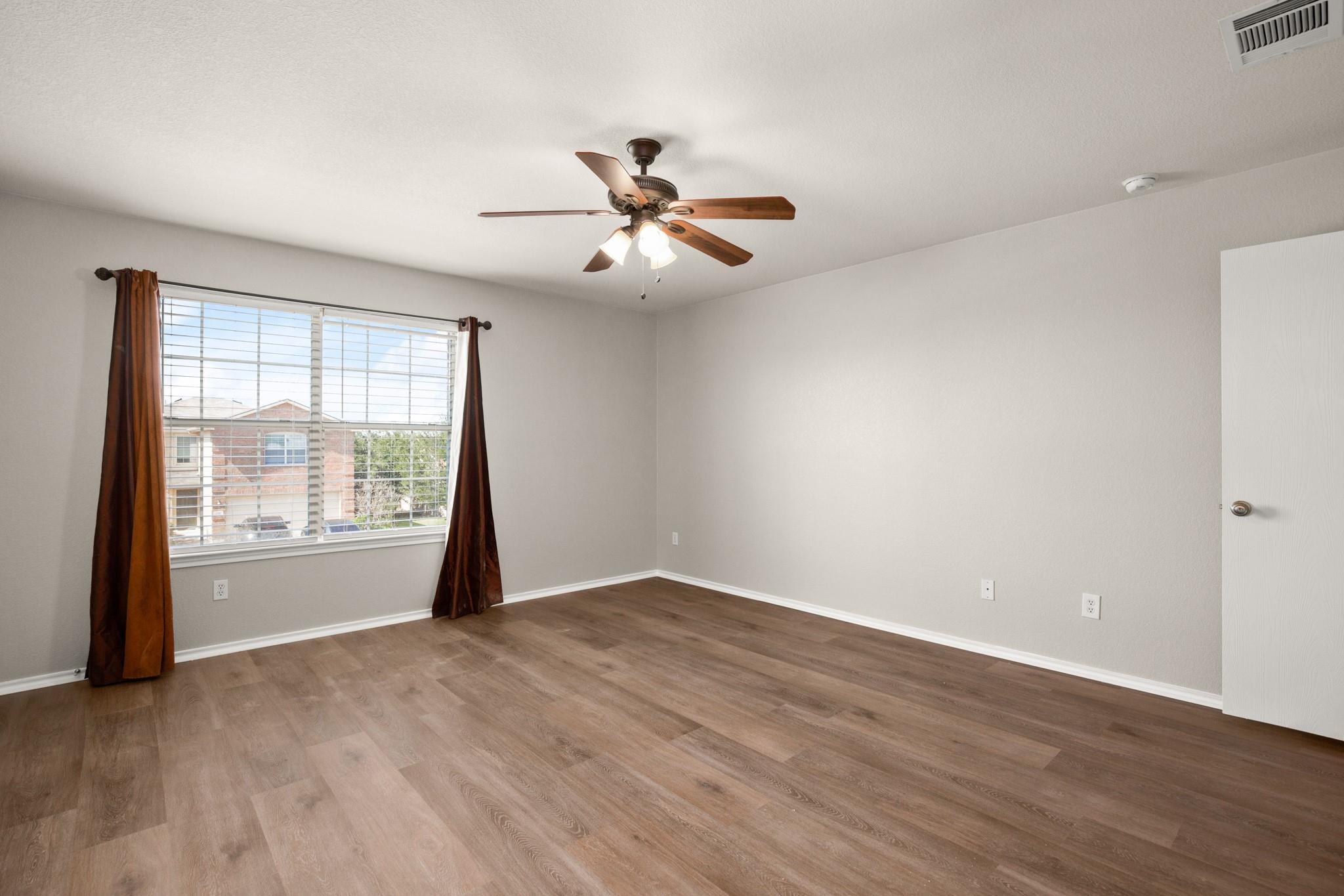 219 Brown St Property Photo 14