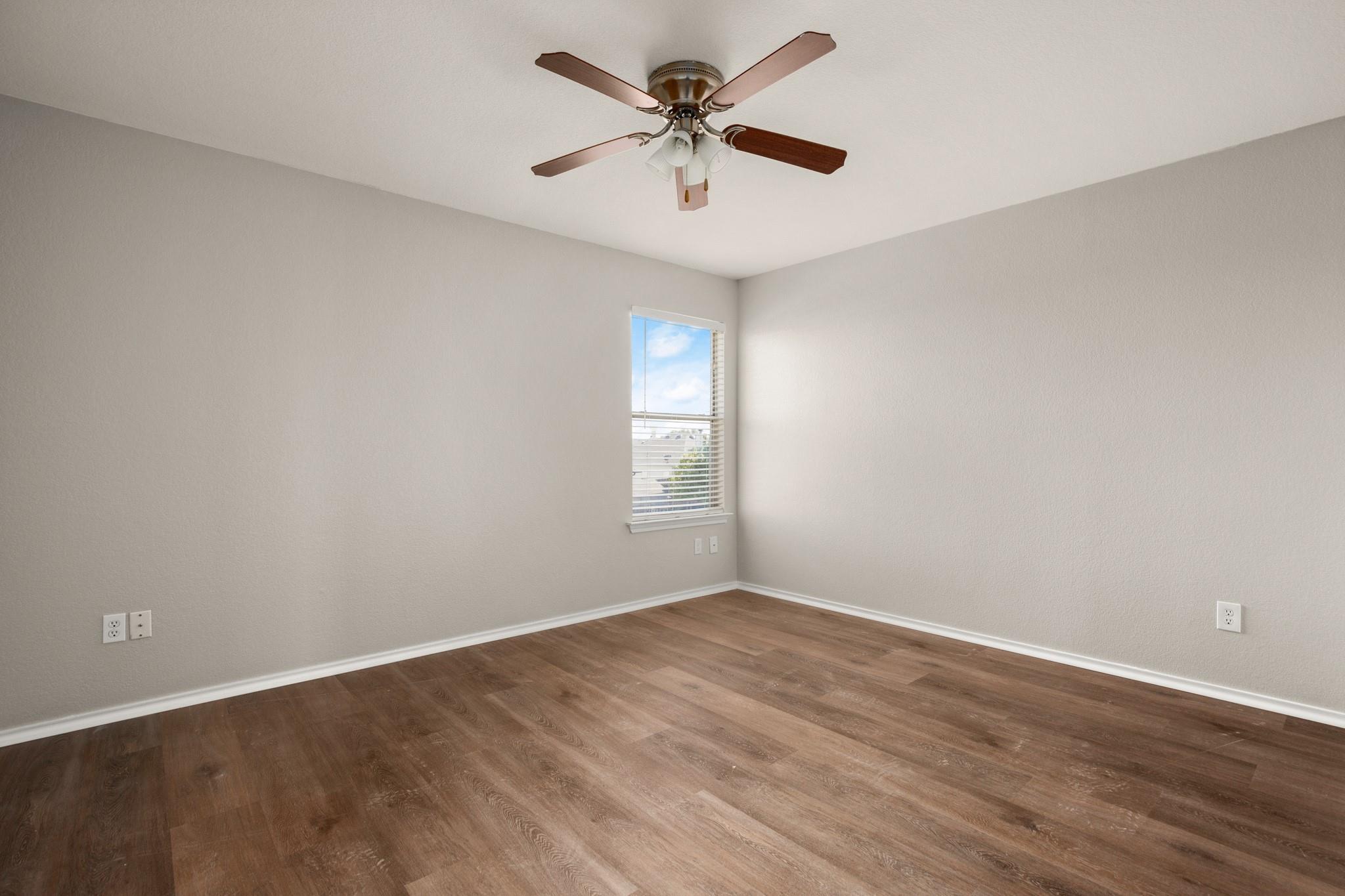 219 Brown St Property Photo 17
