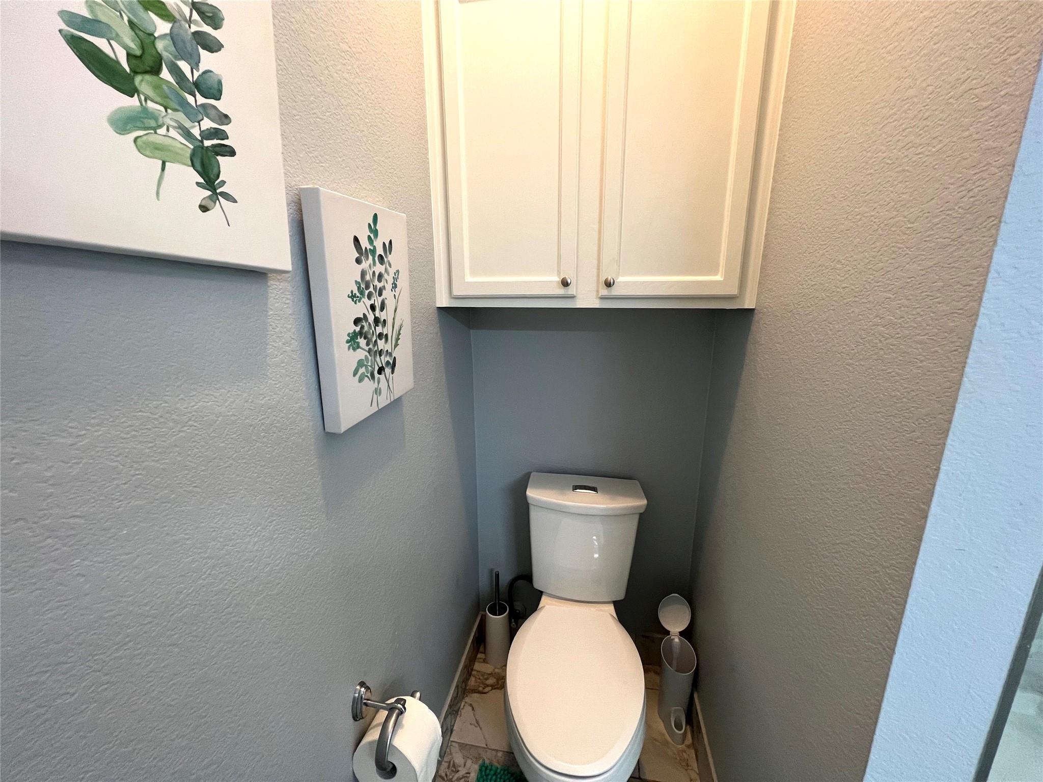 2106 Huxley Ln Property Photo 19