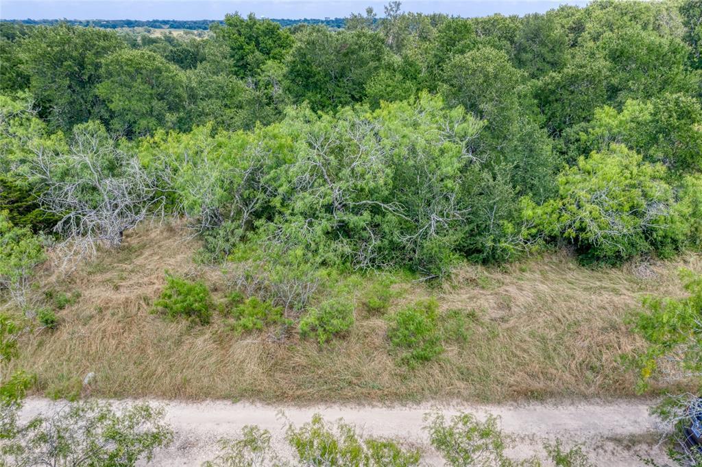 221 Fawn Ridge Rd Property Photo 2