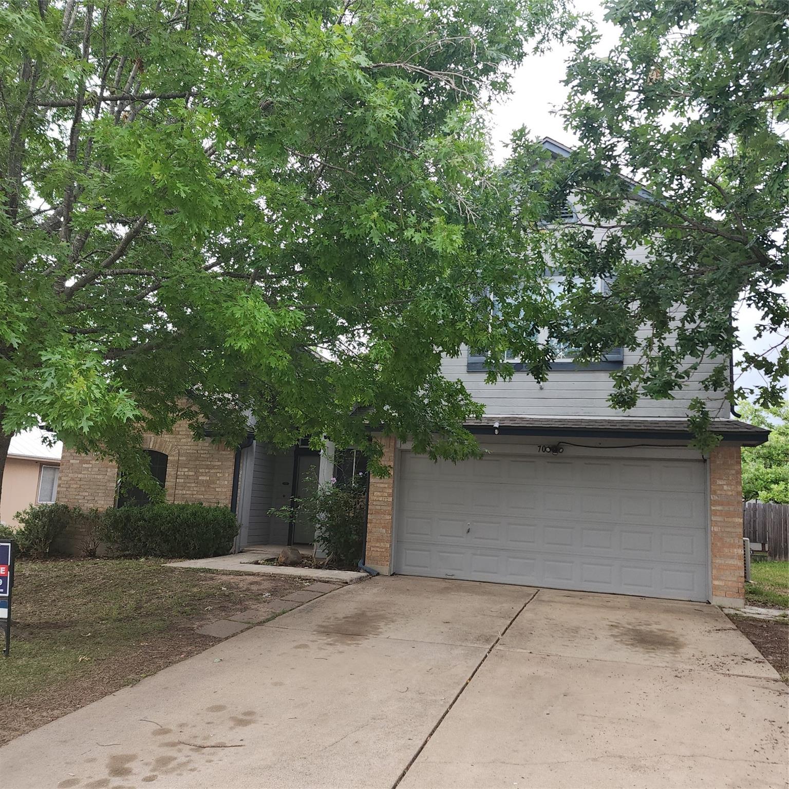 706 Maplecreek Dr Property Photo