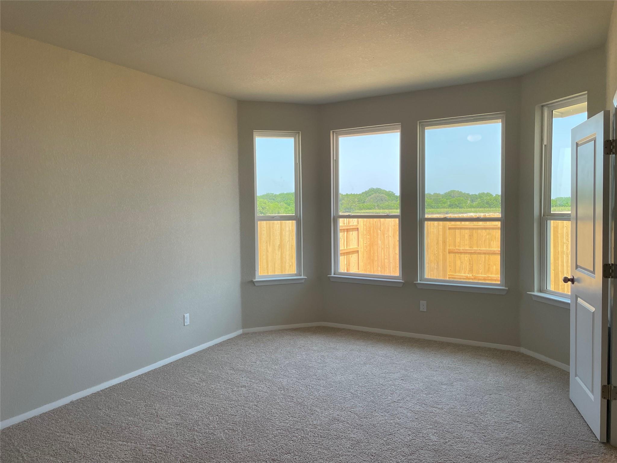 163 Tempest Trl Property Photo 4