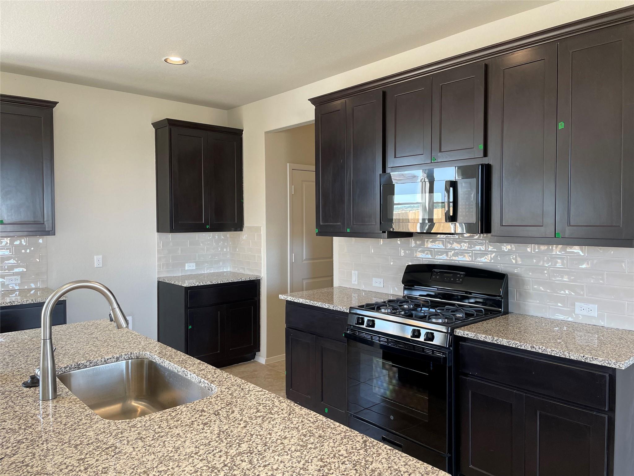 163 Tempest Trl Property Photo 5
