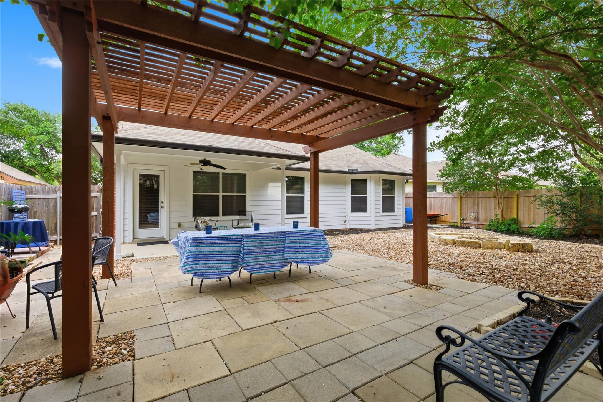 180 Mystic Shadow Ln Property Photo 22