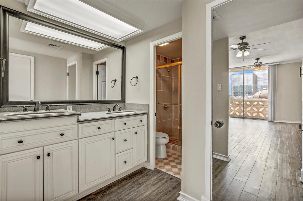 1801 Lavaca St #5f Property Photo 18