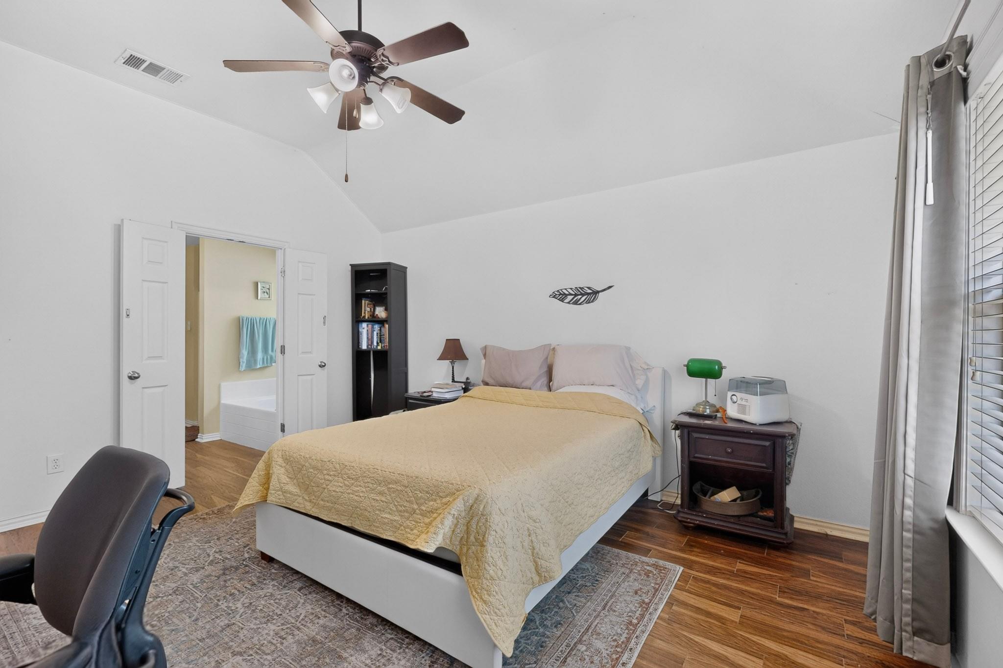 2400 White Stallion Way Property Photo 17