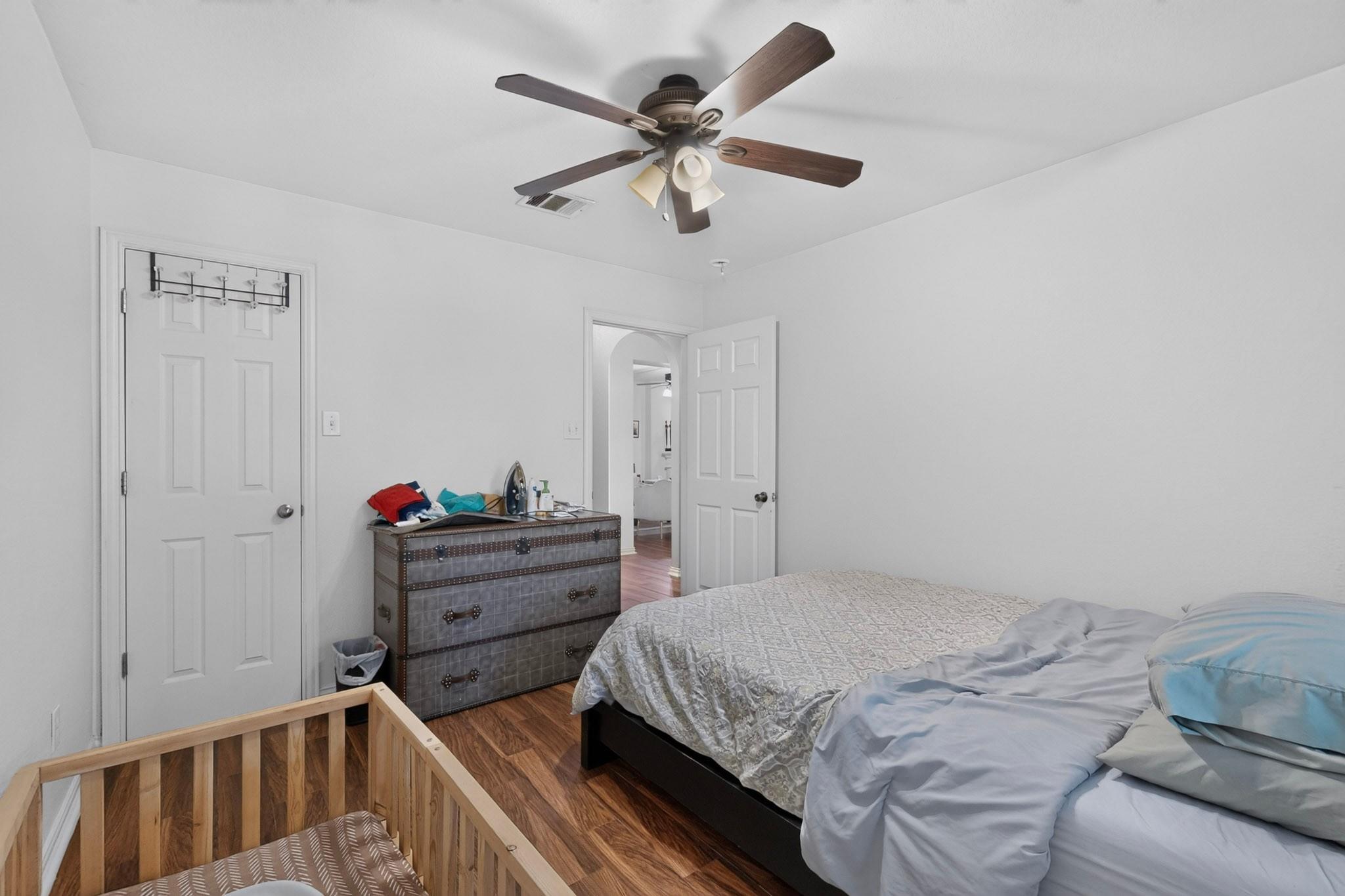 2400 White Stallion Way Property Photo 22
